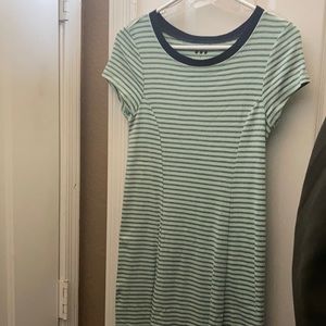 FINAL MARKDOWN Three dots dress medium